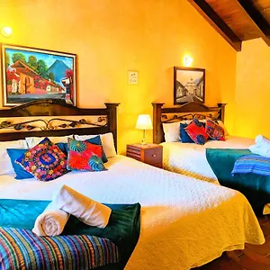 Casa Quetzalli, La Merced Antigua